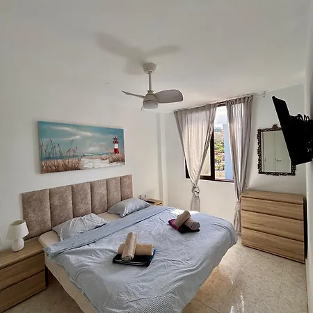 Rainbow Copacabana Apartment